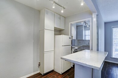 2023 Huldy St unit 10, Houston, TX 77019 - photo 4