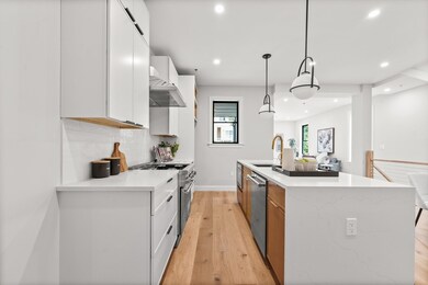 726 E 5th St unit 726, Boston, MA 02127 - photo 4