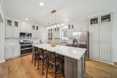 6813 E Galveston St, Broken Arrow, OK 74014 - photo 7