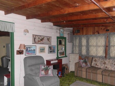 157 Pecks Pond Rd, Dingmans Ferry, PA 18328 - photo 7