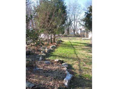 2024 Jaycee Dr, New Albany, IN 47150 - photo 3