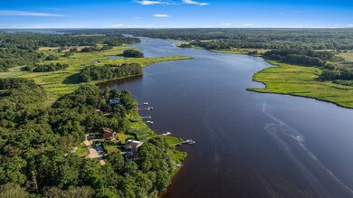 139 Donovans Ln, Westport, MA 02790 - photo 2