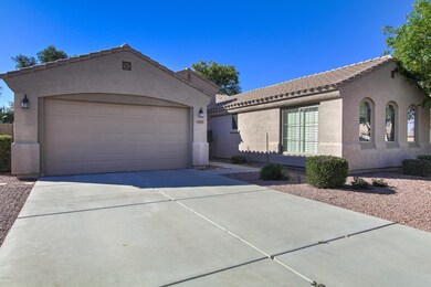 1541 E Lark St-4