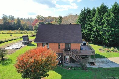 23 Apple Blossom Ln unit 12, Hendersonville, NC 28792 - photo 2