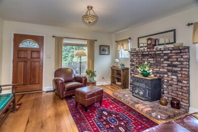 424 NW Riverside Blvd, Bend, OR 97701 - photo 2