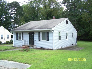 571 Laurel St, Franklin, VA 23851 - photo 2