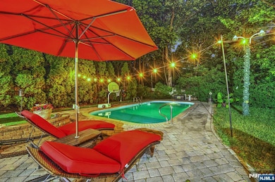 181 Lakeview Ave, Leonia, NJ 07605 - photo 5