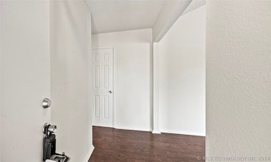 1308 W Charleston St, Broken Arrow, OK 74011 - photo 3