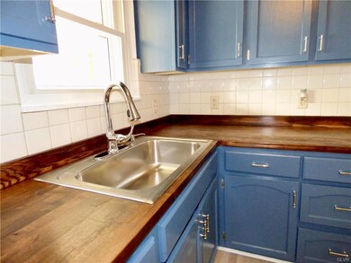 2246 Dorothy Way, Allentown, PA 18109 - photo 6