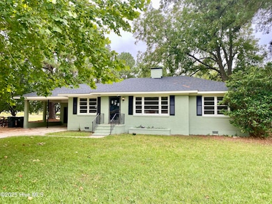 652 E New Hope Rd, Goldsboro, NC 27534 - photo 2