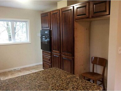 Kitchen. View 3