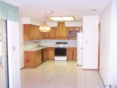 826 Santa Anna Dr unit 227 of PHASE 2, Alamo, TX 78516 - photo 3