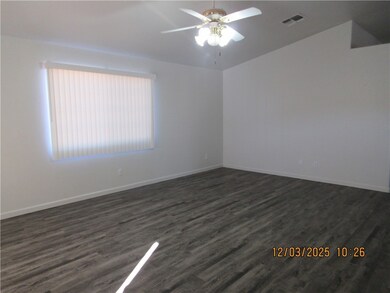 3150 E Gordon #B Dr, Kingman, AZ 86409 - photo 2