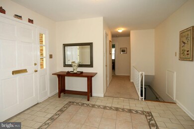 4618 Quarter Charge Dr, Annandale, VA 22003 - photo 2