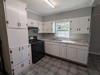 1704 W Highland Ave, Albany, GA 31707 - photo 4