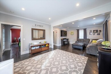 45 Douglas St, Uxbridge, MA 01569 - photo 7