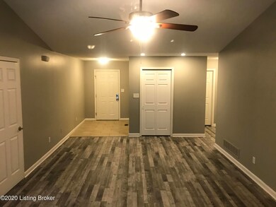 7804 Appleview Ln, Louisville, KY 40228 - photo 6