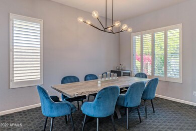 7707 East-006-003-Dining-MLS_Size