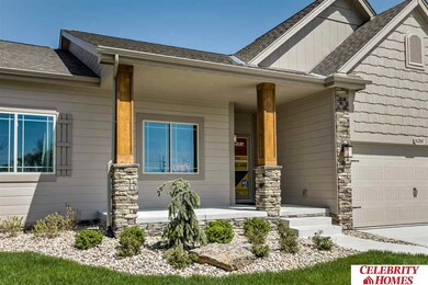 11733 S 112th St, Papillion, NE 68046 - photo 3