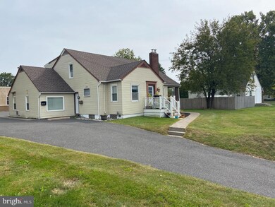 431 S West End Blvd, Quakertown, PA 18951 - photo 2