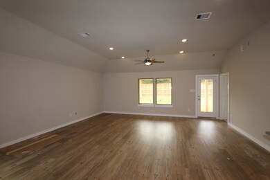 968 Pickering Oak Row, Magnolia, TX 77354 - photo 3