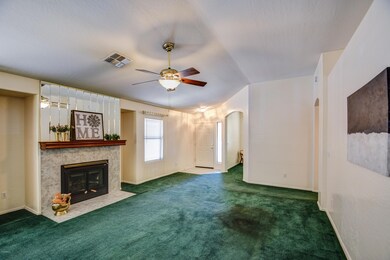 family room 3