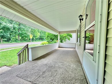 2208 Newton St, Akron, OH 44305 - photo 4