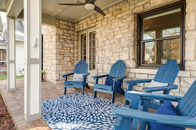 Porch, covered