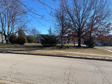 2738 Avalon Woods Ct, Portage, MI 49024 - photo 5