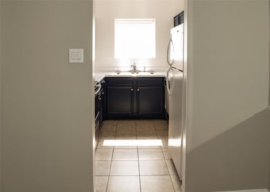 2323 Fairwind Dr unit 209, Houston, TX 77062 - photo 5