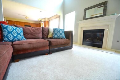 7064 Hearth Ln, Macungie, PA 18062 - photo 5