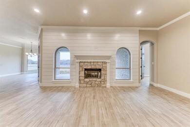 124 N Ridge Ct, Weatherford, TX 76088 - photo 2