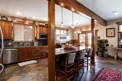 1170 Springer View Drive-007-008-1170Spr