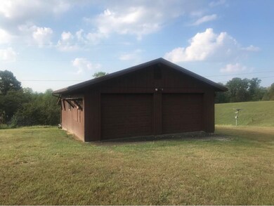 422 Little Caney Ridge, Coeburn, VA 24230 - photo 6