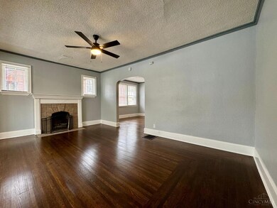 2942 Woodrow Ave, Cincinnati, OH 45211 - photo 4