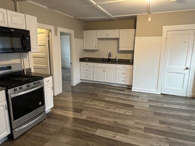 1284 Providence Rd unit 1, Whitinsville, MA 01588 - photo 3