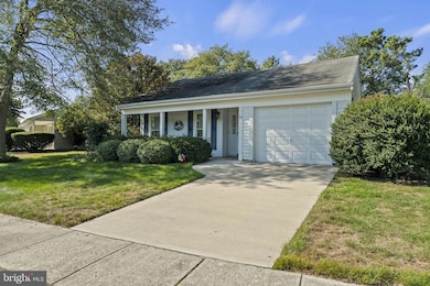 33 Dunstable Rd, Southampton, NJ 08088 - photo 3