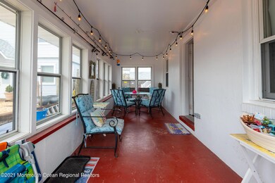 B Screen Room