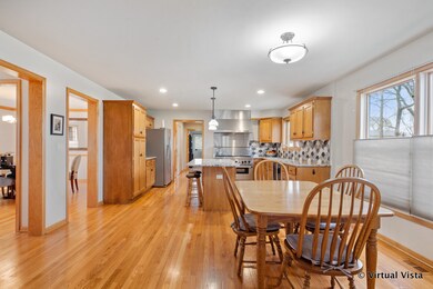 355 N Oaklawn Ave, Elmhurst, IL 60126 - photo 6