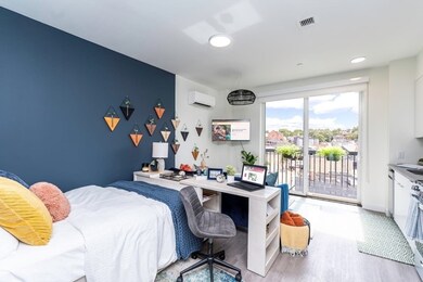 33 Hawkins St unit 2-311, Somerville, MA 02143 - photo 3