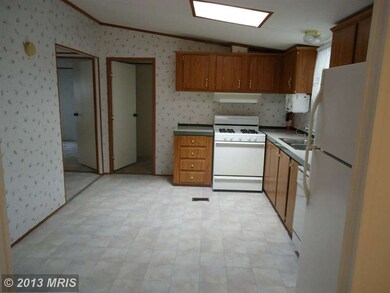 57 Edward Ln, Lothian, MD 20711 - photo 4