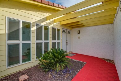 Country Gables-006