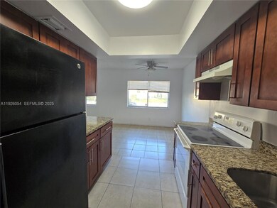 5802 NW 21st St unit 37B, Lauderhill, FL 33313 - photo 4
