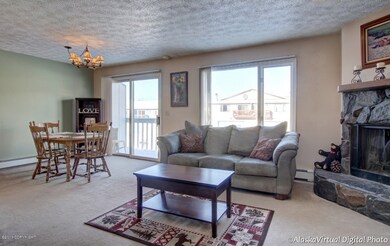 Living / dining area
