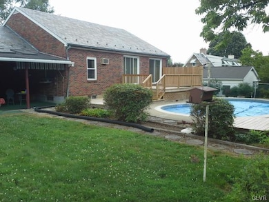 648 Glenwood St, Emmaus, PA 18049 - photo 5