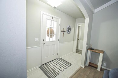 1007 E 12th St, Cushing, OK 74023 - photo 2