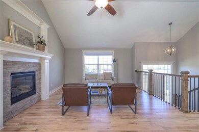 425 Spring Branch Dr, Raymore, MO 64083 - photo 7