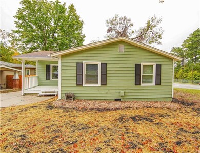 1002 Nathan Hunt Dr, High Point, NC 27260 - photo 2