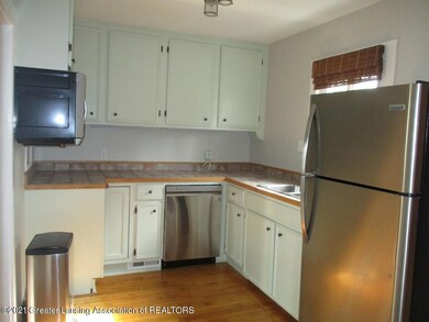 618 Lincoln Ave, Lansing, MI 48910 - photo 4