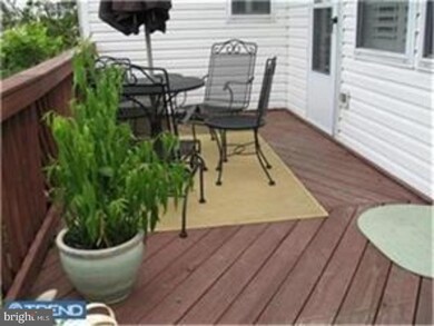 11 Castle Rd, Burlington, NJ 08016 - photo 6